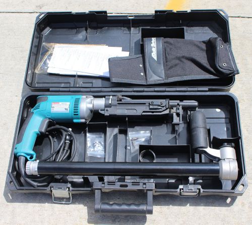 Quik Drive PRO 250 G2 Auto Feed Screw System &amp; Makita 6823Z Screw Gun Kit