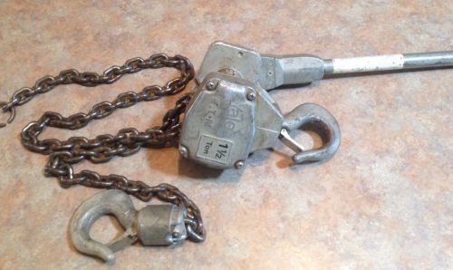 Yale 1.5 - 1 1/2 ton lever 6ft chain fall hoist- vintage great cond manual for sale