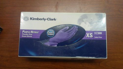 X-SM, 1 BOX KIMBERLY-CLARK PURPLE NITRILE Power-Free Exam Gloves, 100 glove/box