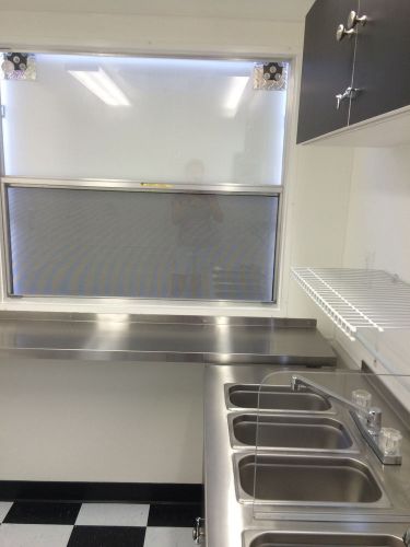 FOOD CONCESSION TRAILER 6&#039; x 8&#039; START YOUR NEW BUSINESS... LOW OVERHEAD!