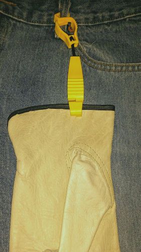 NEW YELLOW GLOVE GUARD Clip MADE IN USA Safety Glove HOLDER hangs Belt Loop
