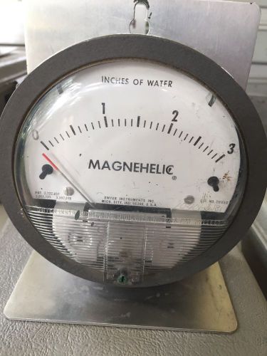 HVAC Dwyer Magnehelic 0-3.0 &#034;w.g.