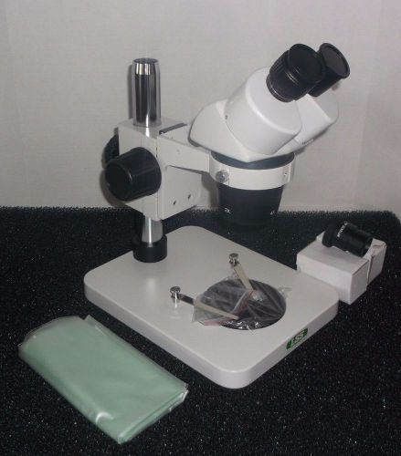 NEW LAB SAFETY SUPPLY Stereo Microscope, 2X, 4X Mag 35Y974 (B14S)