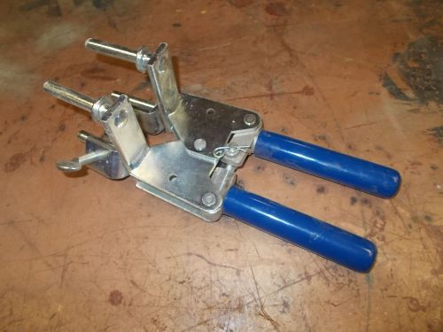 Harger CP C1 5/2 CU V-Bolt Pipe Clamp 1.5/2