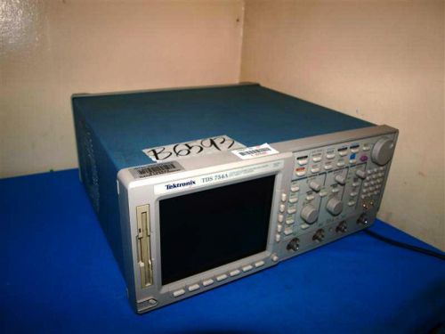 Tektronix TDS 754A 500MHz 2GS/s Color Four Channel Digitizing Oscilloscope