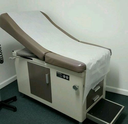 Medical exam table