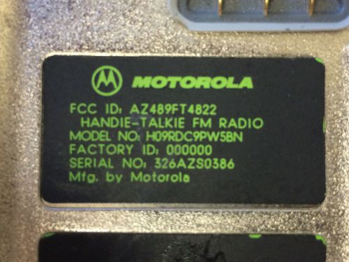 Motorola XTS-3000 Digital Handie-Talkie FM Radio H09RDC9PW5BN Speaker Microphone
