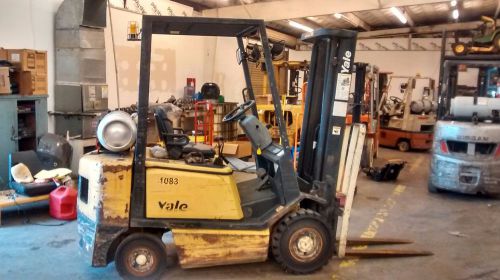 4000lb capacity pneumatic tire Yale forklift, 4300hrs, solid pneumatics, 2 stg