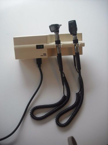 Welch Allyn 767 Otoscope Ophthalmoscope with Heads