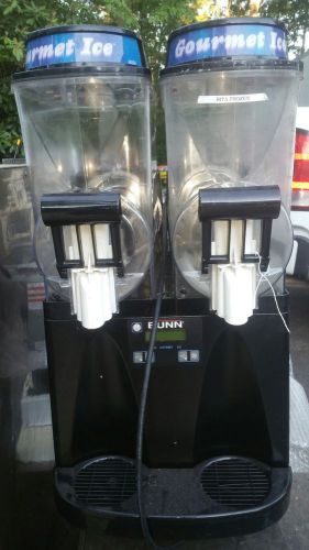 Bunn Ultra 2 Frozen Beverage System with two extra bowls