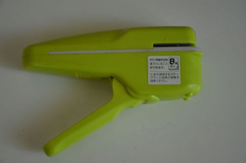 Stapler from Japan Kokuyo Harinacs Doesn&#039;t use Staples Eco-Friendly Safe Green