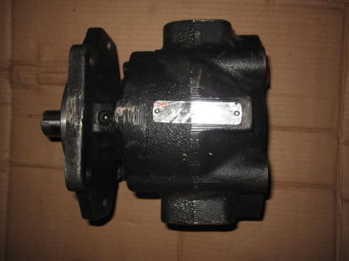 NEW DAVID BROWN HYDRAULIC PUMP # 1810A3B9B