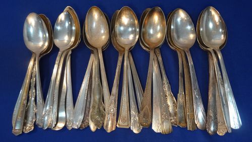 Vintage Silver Plated Silverware Flatware Craft Lot 30 Assorted Serving Spoons