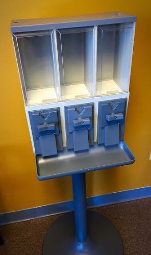 New In Box Vendstar 3000 - Candy/Snack Vending machines