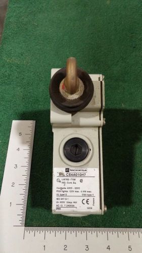 TELEMECANIQUE (NNIB) XY2 CE4A010 CABLE PULL CORD SWITCH (A-32)