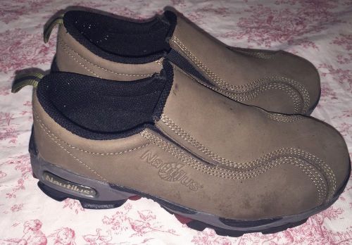 Euc nautilus safety footwear n1601 work shoes steel mens nubuck leather size 7.5 for sale