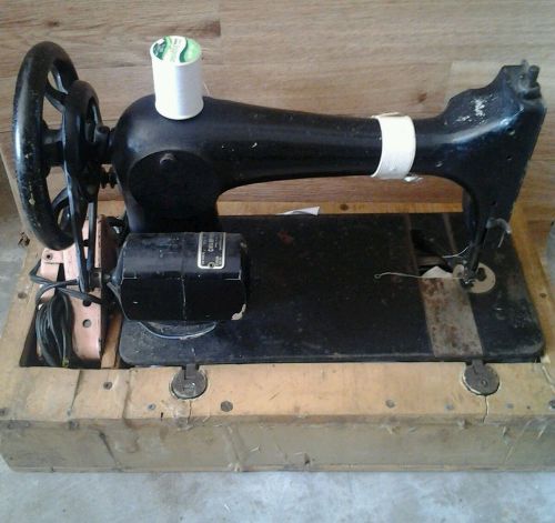 Champion Model 24 110V AC/DC Sewing Machine Motor with pulley &amp; Bracket