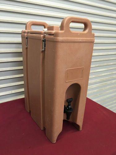 5 Gallon Cambro Insulated Drink Dispenser LCD 500 #5124 Tan NSF Catering Hot