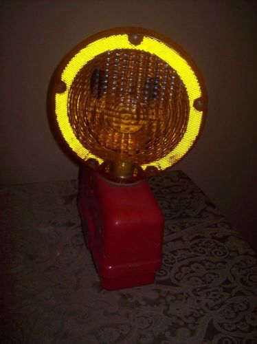 Vintage Paralta Smile Face Mainline Caution Signal Light Portable