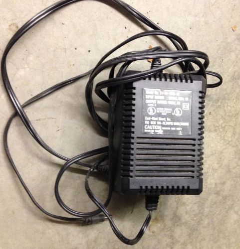 ITE Power Supply 71-01-0048-01 120 VAC in 19 VAC  4 A out.