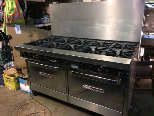 10 burner gas range  2 ovens below