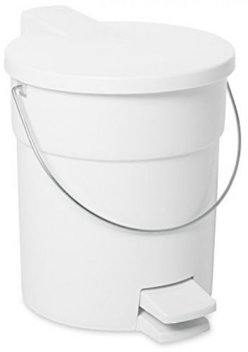 Rubbermaid 6142 4-1/2 Gallon Capacity, 13-1/4 Diameter, 15-3/8 Height, White