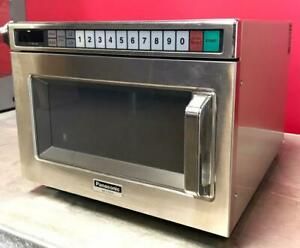 Panasonic (NE-1757R) 15 Power Level Programmable Commercial Microwave Oven