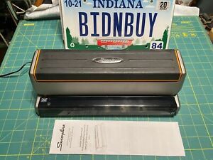 Swingline 74520 Electric Punch Optima 20 3 Hole Punch 20 Sheet Capacity