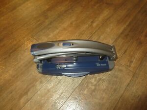 Staples One Touch Adjustable Paper Hole Punch 40 Sheet Capacity Office