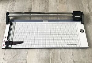 Rotatrim M24 Professional 24 Inch Paper Cutter