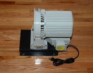 VARIAN 600DS Scroll Vacuum Pump Motor - Yaskawa EN-8ZT - Working Well
