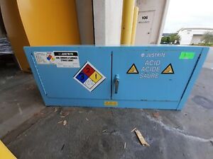 Justrite Acid/Corrosive Safety Cabinet