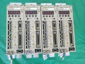 Lot Yaskawa servopack sgdm-01ada-r   