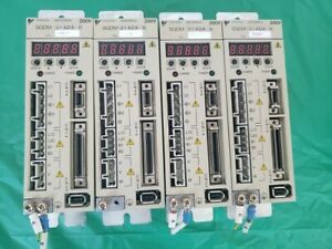 Lot Yaskawa servopack sgdm-01ada-r   