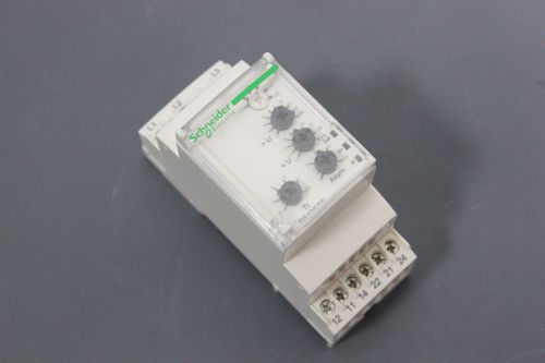 SCHNEIDER 3 PHASE VOLTAGE CONTROL RELAY RM35TF30 RM35TF (C1-4-8A)