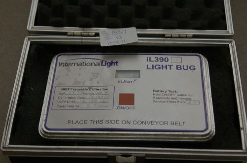 USED INTERNATIONAL LIGHT BUG  IL390B UVA/UVB