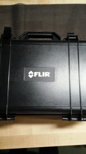 Flir i7: : Compact InfraRed Camera
