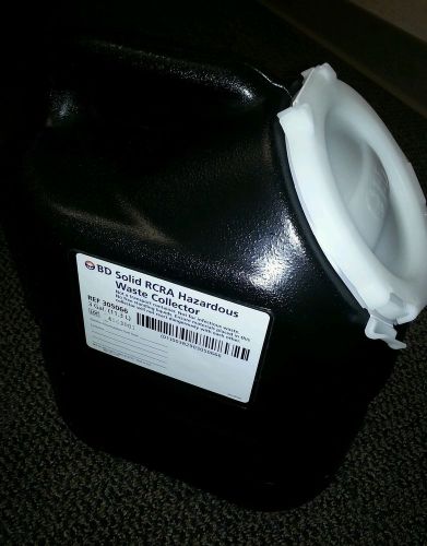 BD 3 Gallon RCRA Hazardous Waste Disposal Container w/Lid REF305066 NEW