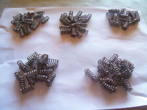 COMPRESSION SPRING LOT 25 PCS.  STAINLESS STEEL  .040x.300x.625