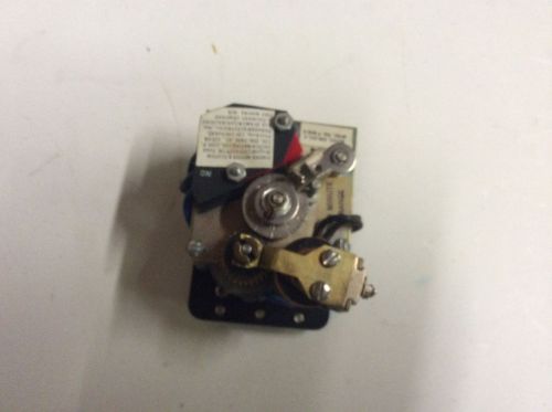 AMF Paragon 536-041-0 Automatic Reset Timer On Delay - 1 Hour Timing Motor - M63