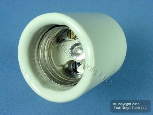 Leviton porcelain lamp holder medium light socket 660w 250v 10088 for sale