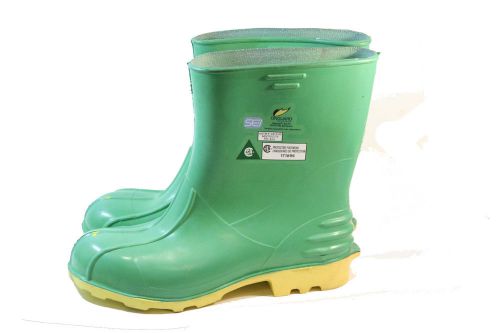 Onguard hazmax ez-fit 87015-os ez decon steel toe boots size large for sale