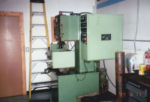 EDM(Electrical Discharge Machine) Easco/Sparcatron ES-2100