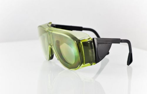 Pulse TM IPL Safety Glasses; Advanced Automatic IPL Protection