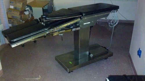 Surgical table: skytron elite 6000 (split-leg &amp; designed for c-arm access) for sale