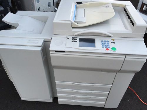 SAVIN 9500 copy machine PICK-UP ONLY needs service or for parts copier