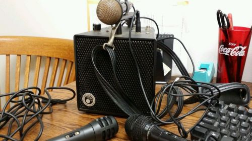 Portable Voice Projector Lectrosonics  three microphones Take Dynamic Venture