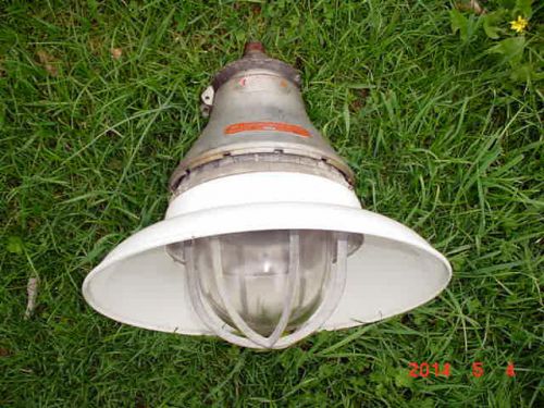 Old  &#034; APPLETON &#034; Industrial Light Fixture  Safety / Hazardous Use Great Looking