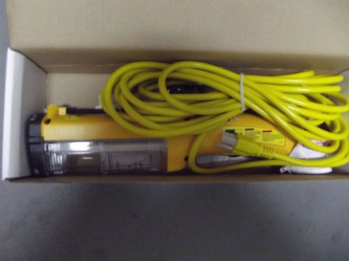 26w lumapro #5nrx9 yellow fluorescent work light for sale