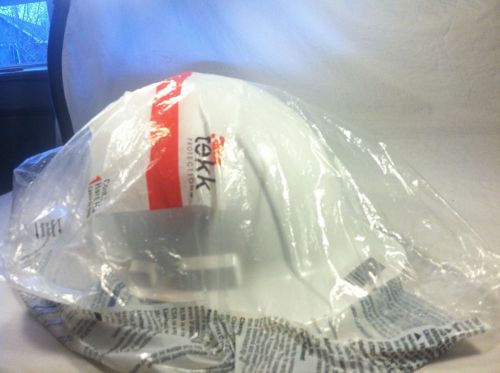 3M TEKK-PROTECTION White XLR8 Full Brim Pro Ratchet Hard Hat